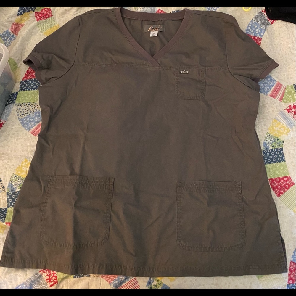 Koi comfort scrub top